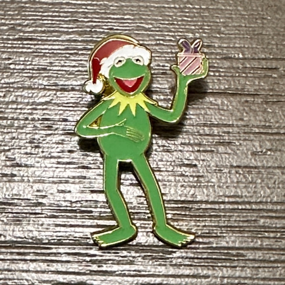 Disney Loungefly The Muppets Holiday Blind Box Pin - Kermit - BoxLunch Exclusive